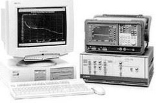 يستخدم محلل ضوضاء الطور Agilent E 5503 B